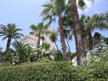 Villa de luxe à Cap d'Ail, composée de 7 chambres, pour une surface habitable de 300 m².