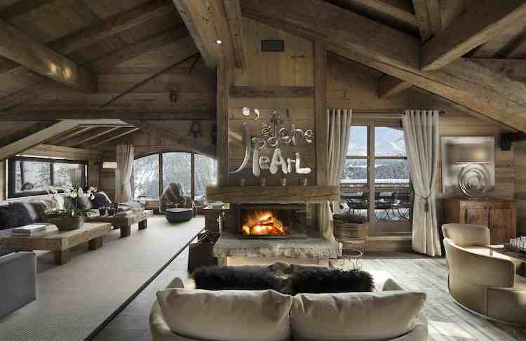 Chalet for rent in Courchevel with 7 bedrooms, in 900 sqm of living area.