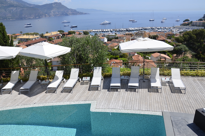 Villa de luxe à Cap Ferrat - Villefranche, composée de 8 chambres, pour une surface habitable de 1200 m².