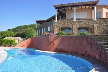 Villa de luxe à Saint Tropez, composée de 4 chambres, pour une surface habitable de 400 m².