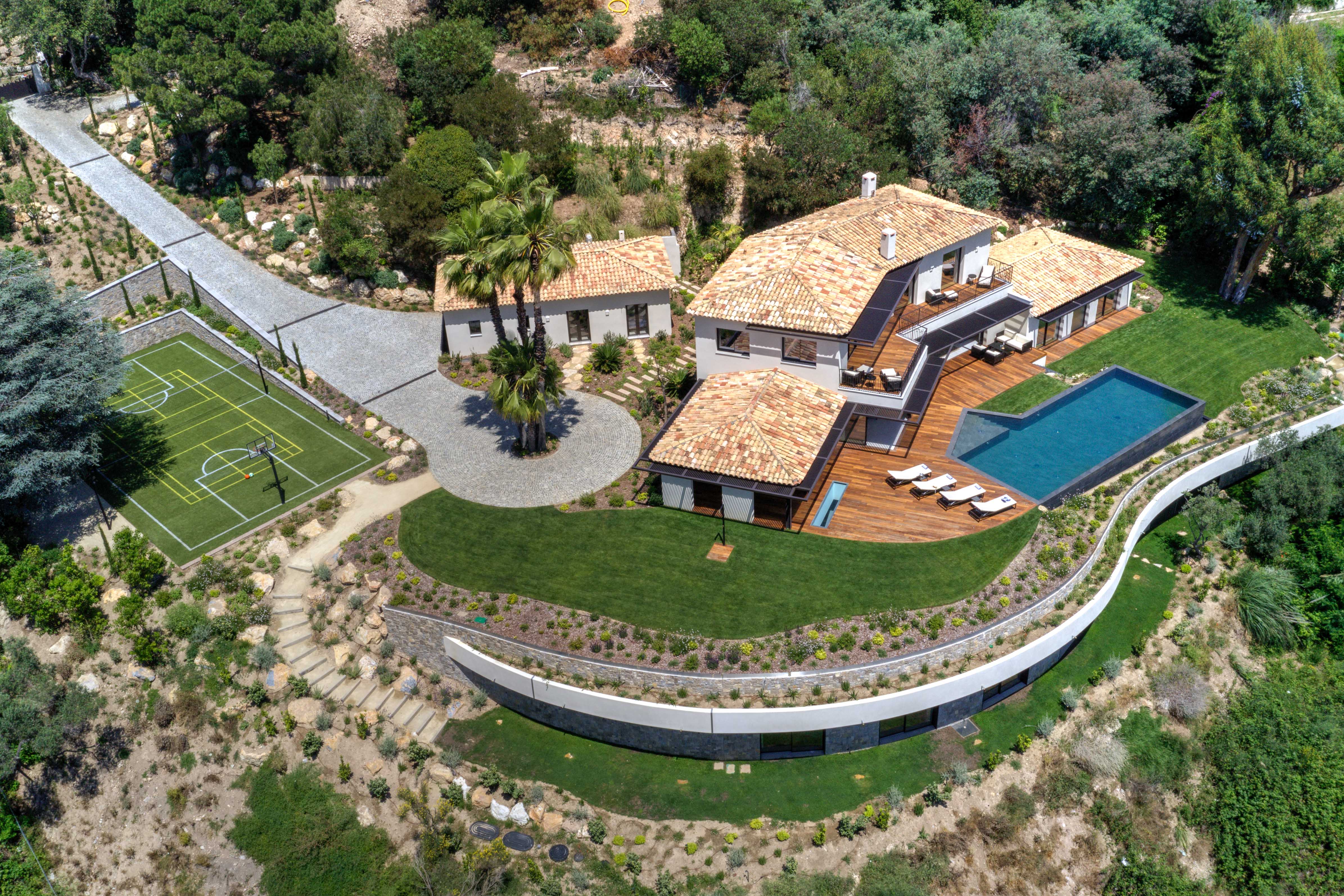 Villa de luxe à Cannes - Super Cannes, composée de 6 chambres, pour une surface habitable de 700 m².
