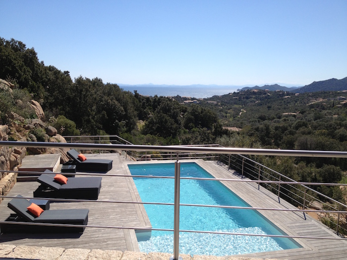Villa for rent in CORSICA with 4 bedrooms, in 280 sqm of living area.