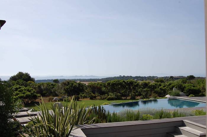 Villa for rent in CORSICA with 7 bedrooms, in 450 sqm of living area.