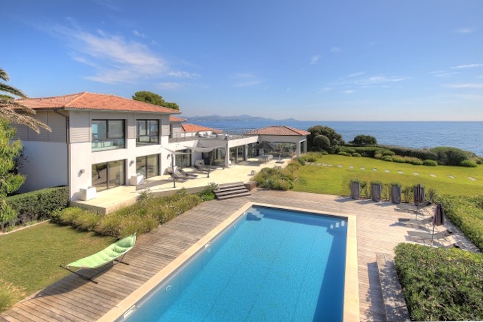 Villa de luxe à Saint Tropez, composée de 6 chambres, pour une surface habitable de 550 m².