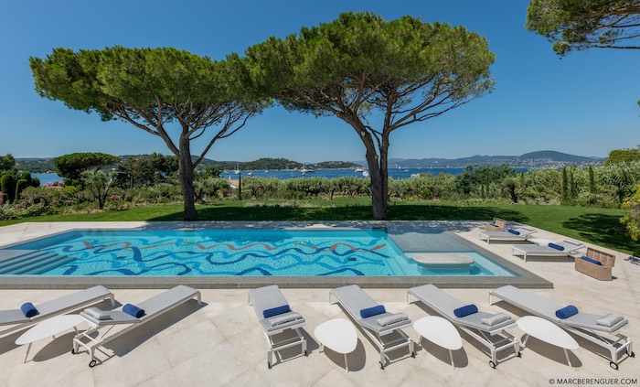Villa de luxe à Saint Tropez, composée de 8 chambres, pour une surface habitable de 390 m².