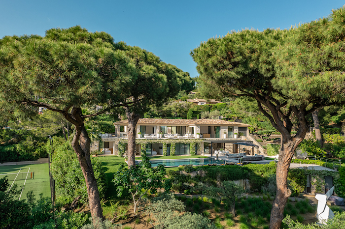 Villa de luxe à Saint Tropez, composée de 8 chambres, pour une surface habitable de 500 m².