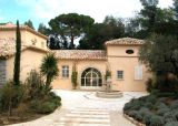 Ravishing newly built villa in the prestigious Parcs de St Tropez