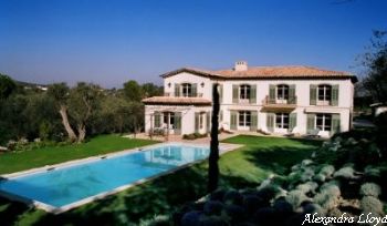 Villa de luxe à Mougins - Valbonne, composée de 6 chambres, pour une surface habitable de  m².