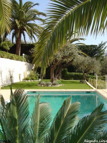 Villa for rent in Cannes - Super Cannes with 5 bedrooms, in  sqm of living area.