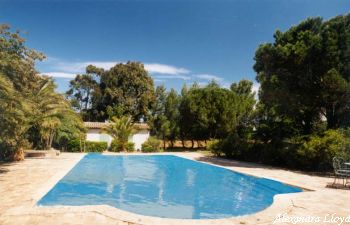 Villa for rent in St Tropez with 7 bedrooms, in  sqm of living area.