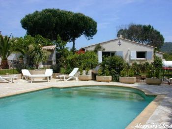 Villa de luxe à Saint Tropez, composée de 4 chambres, pour une surface habitable de  m².