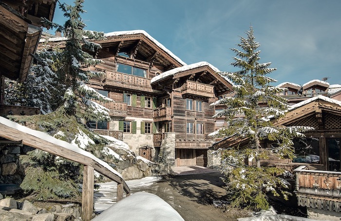 Chalet de luxe à Courchevel, composée de 8 chambres, pour une surface habitable de 600 m².