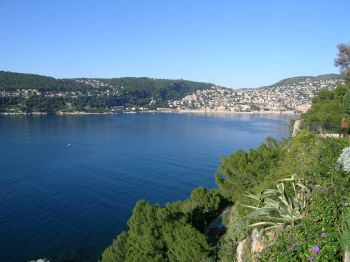 Villa de luxe à Cap Ferrat - Villefranche, composée de 6 chambres, pour une surface habitable de  m².