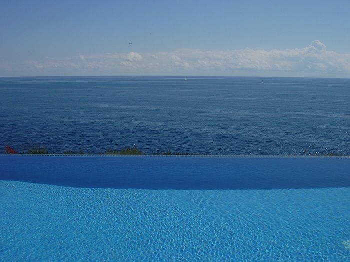 Villa de luxe à Cap Ferrat - Villefranche, composée de 5 chambres, pour une surface habitable de  m².