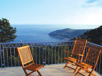 Villa de luxe à Cap Ferrat - Villefranche, composée de 4 chambres, pour une surface habitable de 300 m².