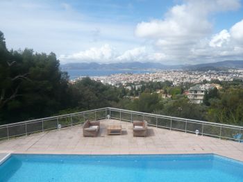 Villa for rent in Cannes - Super Cannes with 9 bedrooms, in  sqm of living area.