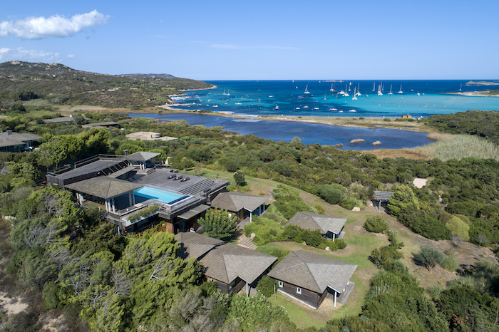 Villa de luxe à CORSE, composée de 6 chambres, pour une surface habitable de 500 m².