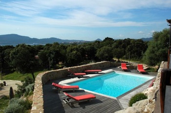 Villa for rent in CORSICA with 4 bedrooms, in  sqm of living area.