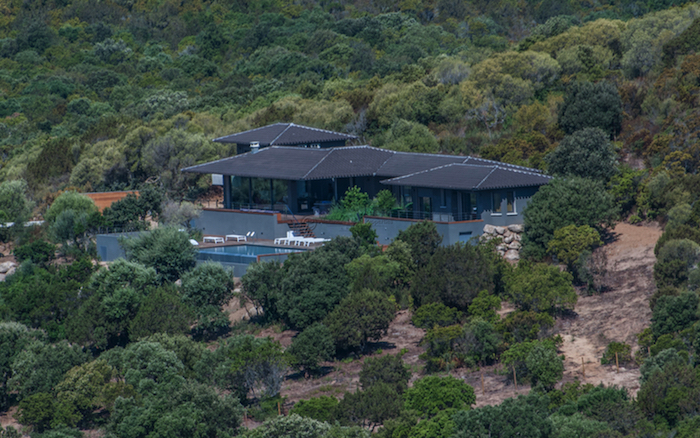 Villa de luxe à CORSE, composée de 6 chambres, pour une surface habitable de 250 m².