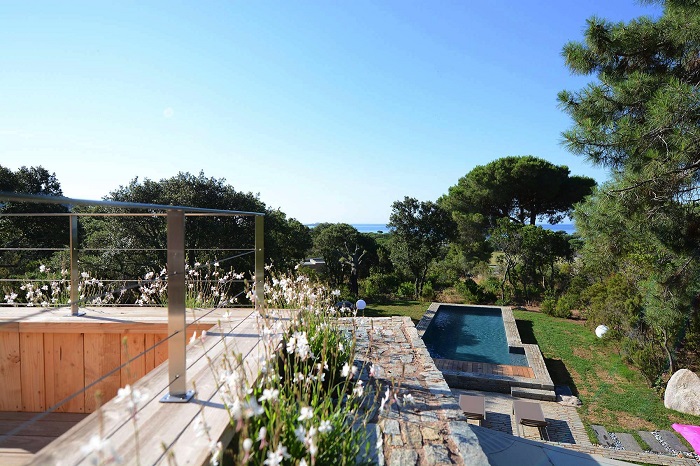 Villa de luxe à CORSE, composée de 4 chambres, pour une surface habitable de 170 m².