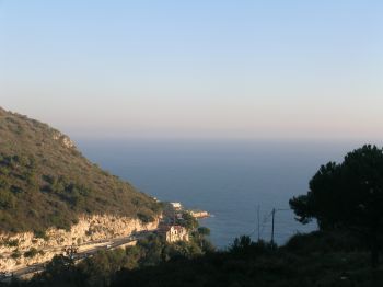 Villa de luxe à Eze, composée de 2 chambres, pour une surface habitable de  m².