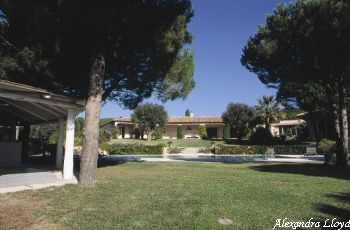 Villa de luxe à Saint Tropez, composée de 7 chambres, pour une surface habitable de  m².