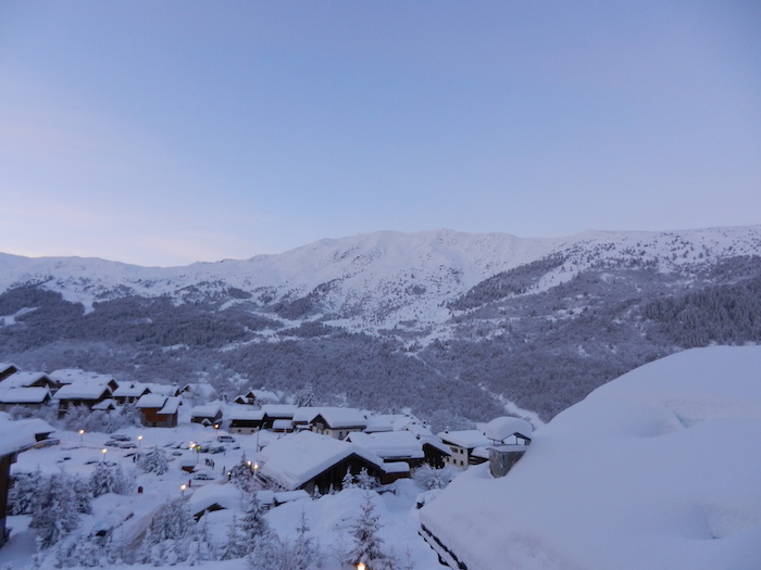 Chalet for rent in Meribel with 4 bedrooms, in 100 sqm of living area.