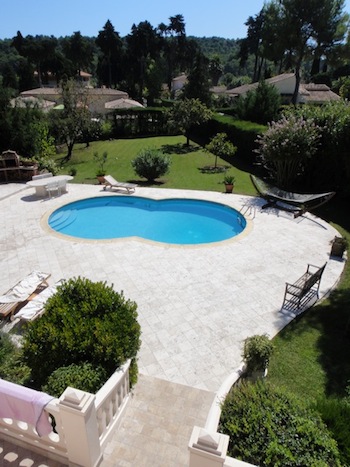 Villa for rent in Cannes - Super Cannes with 4 bedrooms, in 180 sqm of living area.