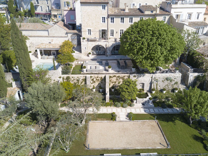 Villa de luxe à Mougins - Valbonne, composée de 6 chambres, pour une surface habitable de  m².