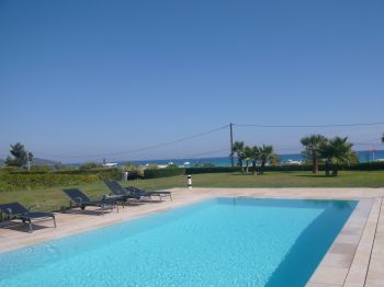 Villa for rent in St Tropez with 4 bedrooms, in  sqm of living area.