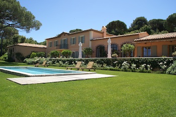 Villa de luxe à Saint Tropez, composée de 5 chambres, pour une surface habitable de 400 m².