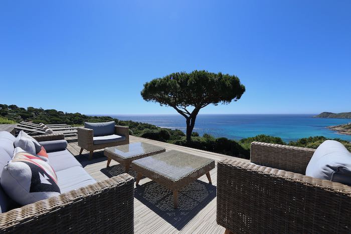 Villa de luxe à Saint Tropez, composée de 4 chambres, pour une surface habitable de  m².