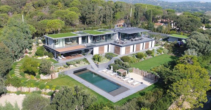 Villa de luxe à Saint Tropez, composée de 6 chambres, pour une surface habitable de 650 m².