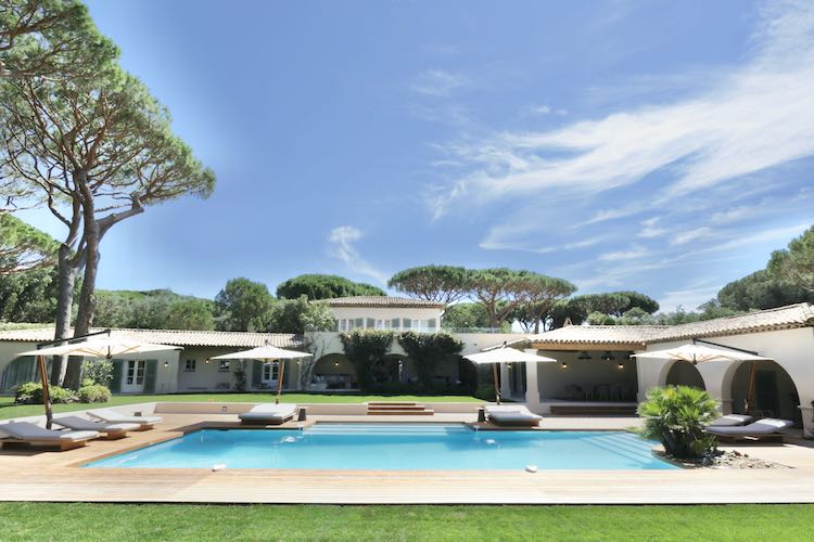 Villa de luxe à Saint Tropez, composée de 6 chambres, pour une surface habitable de 500 m².