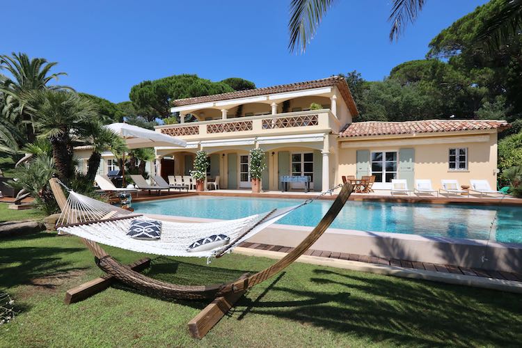 Villa for rent in St Tropez with 6 bedrooms, in  sqm of living area.