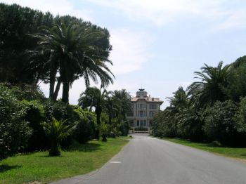 Villa de luxe à Saint Tropez, composée de 9 chambres, pour une surface habitable de 600 m².