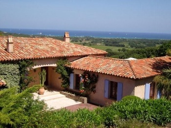 Villa de luxe à Saint Tropez, composée de 4 chambres, pour une surface habitable de 300 m².