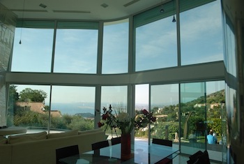 Villa for rent in Cap Ferrat - Villefranche with 4 bedrooms, in  sqm of living area.