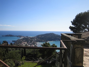 Villa de luxe à Cap Ferrat - Villefranche, composée de 5 chambres, pour une surface habitable de 250 m².