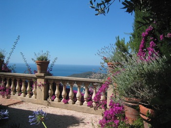 Villa de luxe à Cap Ferrat - Villefranche, composée de 4 chambres, pour une surface habitable de 250 m².