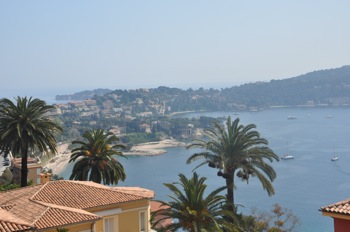 Villa de luxe à Cap Ferrat - Villefranche, composée de 5 chambres, pour une surface habitable de  m².