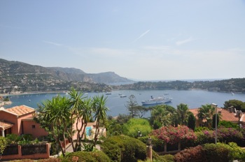 Villa à vendre Cap Ferrat - Villefranche, avec 3 chambres, pour une surface habitable de 160 m².