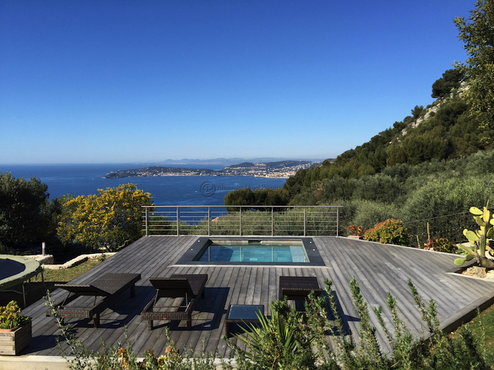 Villa de luxe à Cap d'Ail, composée de 5 chambres, pour une surface habitable de 400 m².