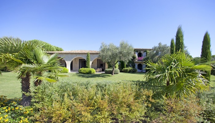 Villa de luxe à Saint Tropez, composée de 6 chambres, pour une surface habitable de 350 m².